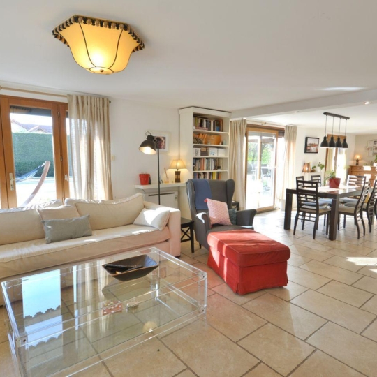  Annonces NEUF ANNECY : Maison / Villa | EPAGNY-METZ-TESSY (74330) | 185 m2 | 1 180 000 € 
