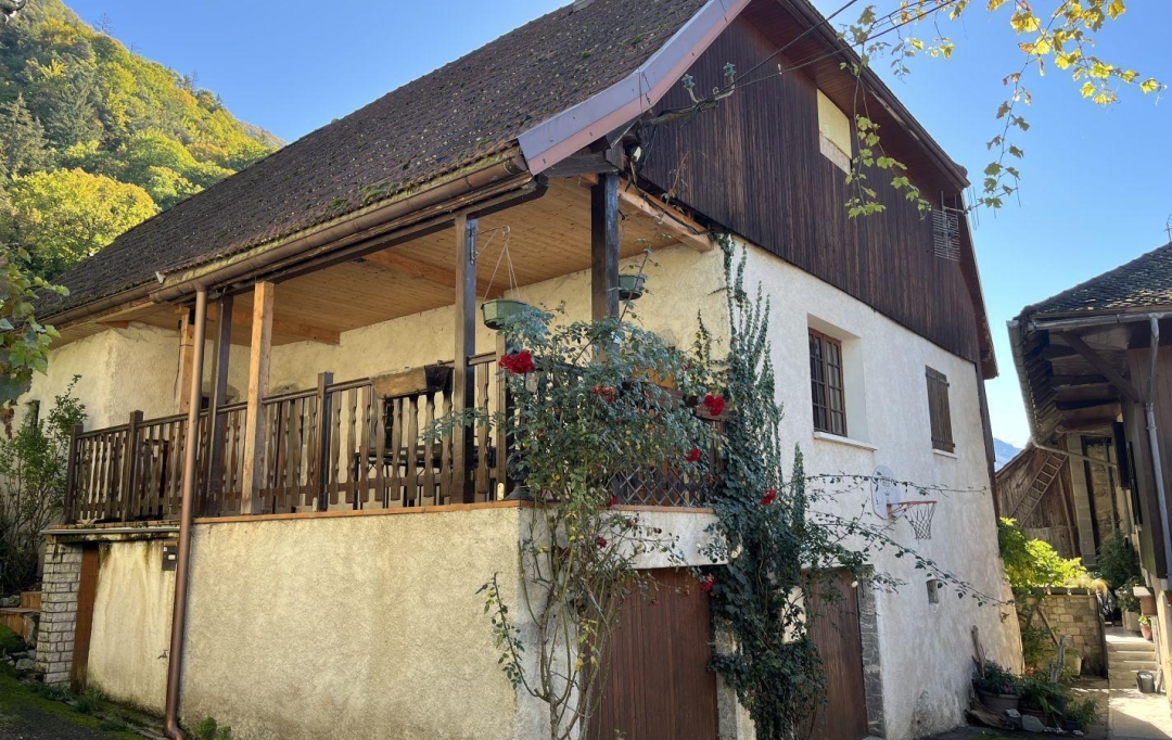 Annonces NEUF ANNECY : House | TALLOIRES (74290) | 235 m2 | 1 150 000 € 
